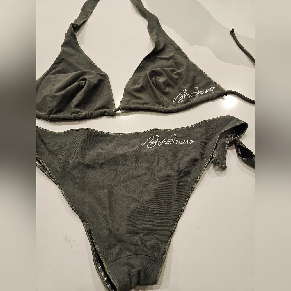 BSB Triangle Bikini Set - Picture 5 of 8